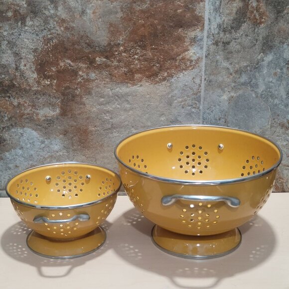 Yellow Enamel Colanders Steel Enamel Coating Set of 2 - Picture 4 of 9